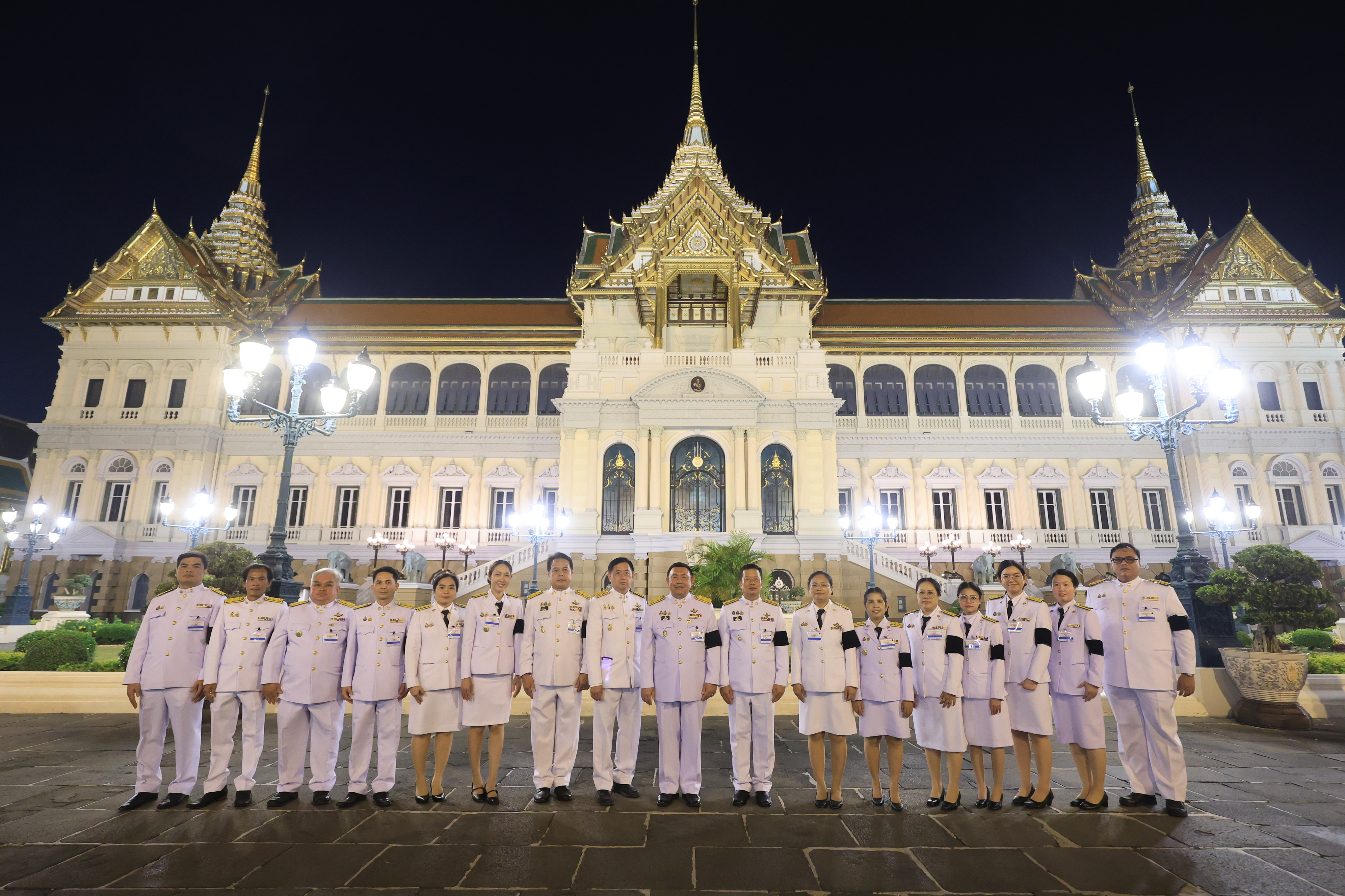 title - สำนักงานการปฏิรูปที่ดินเพื่อเกษตรกรรม รับพระราชทานพระบรมราชานุญาตให้ร่วมเป็นเจ้าภาพบำเพ็ญกุศลถวายพระบรมศพ สมเด็จพระนางเจ้าสิริกิติ์ พระบรมราชินีนาถ พระบรมราชชนนีพันปีหลวง